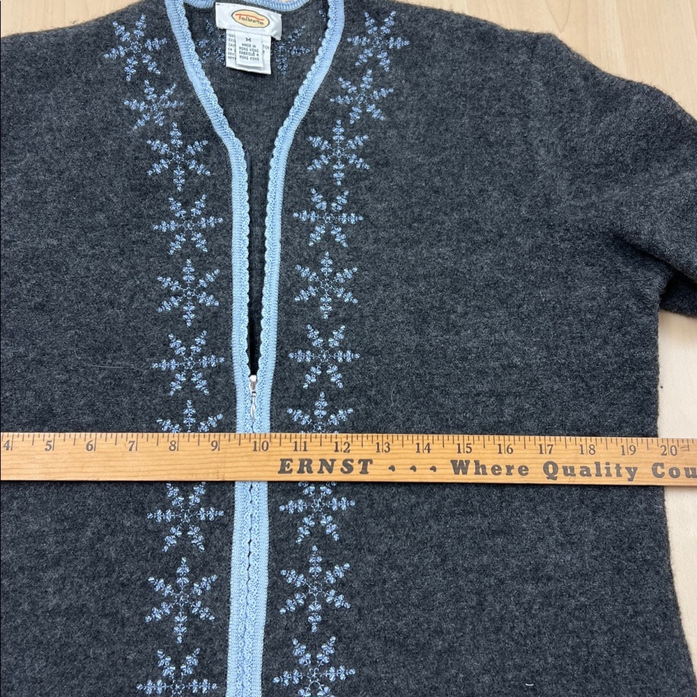 Talbots Wool Zip Cardigan Gray and Light Blue Trim and Embroidered Snow Flakes M - Picture 5 of 8